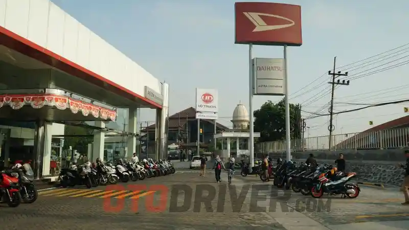 Foto - Komunitas Motor Keren Turut Meramaikan Daihatsu Kumpul Sahabat Sidoarjo