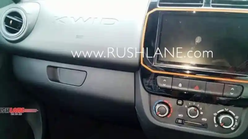 Foto - Mengintip Kelengkapan Renault Kwid Facelift. Sudah Double Airbag!