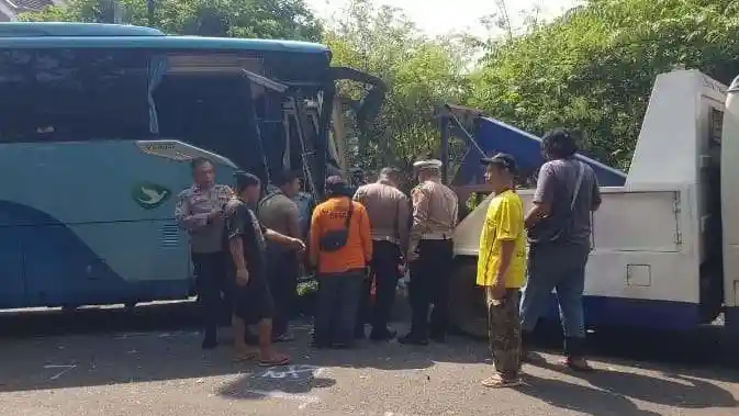 Berita - Waspadai Selalu Jalur Wisata, Traffic Meningkat Di Musim Liburan Sekolah
