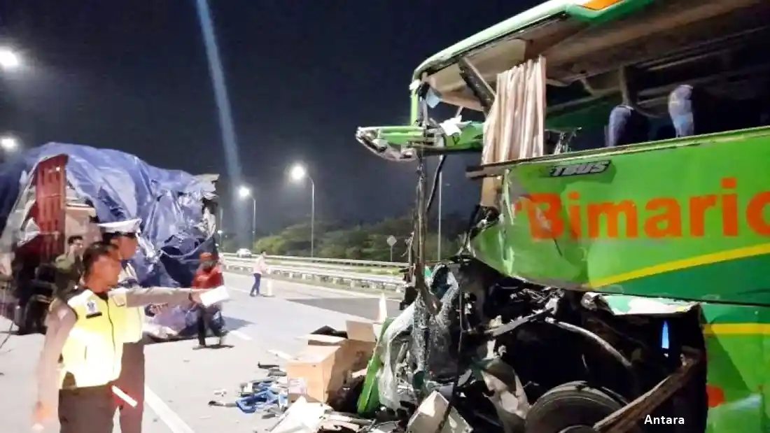 Truk - ‘Area Kematian’ Sebuah Truk Adalah Di Bagian Belakangnya (1)