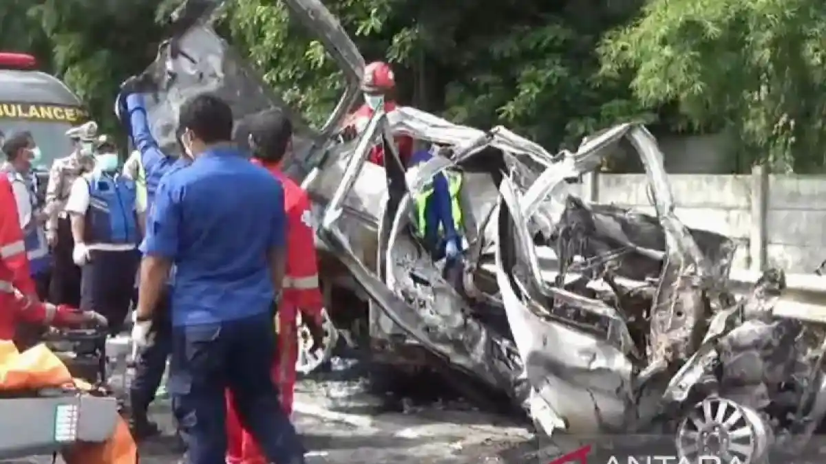 Berita - Sopir Primajasa: Saya Coba Menghindari Ke Kiri…