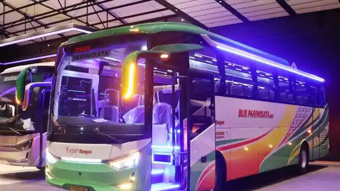 Foto - Dua Model Terbaru Laksana Di GIIAS 2023