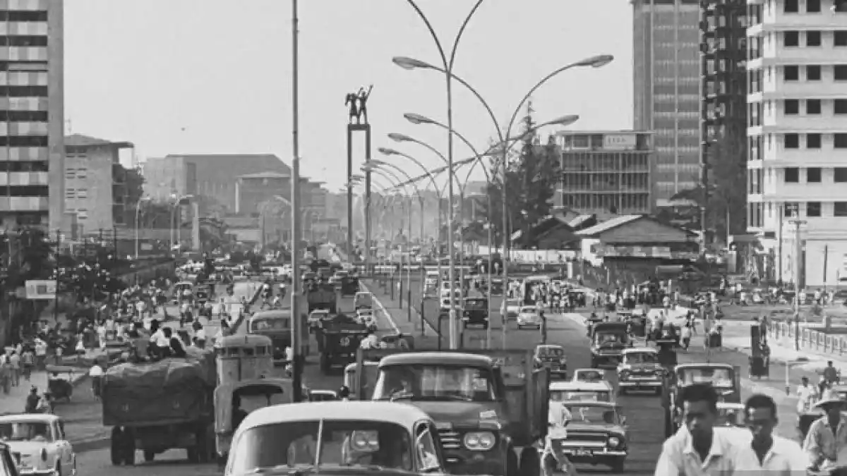 Foto - Setir Kiri atau Setir Kanan, Mana yang Lebih Banyak di Dunia?