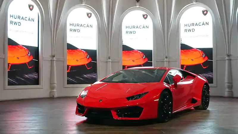 Foto - Lamborghini Huracan Tarikan Roda Belakang Resmi Dijual di Indonesia. Berapa Harganya?