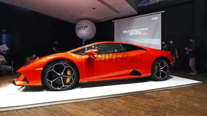 Berita - Berapa Harga Lamborghini Huracan EVO AWD?
