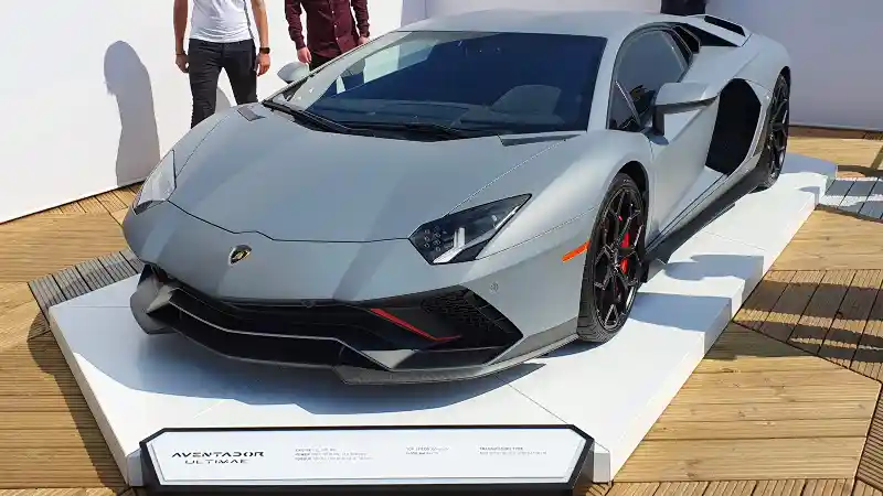 Berita - Lamborghini Pamerkan Aventador Generasi Terakhir di Goodwood Festival