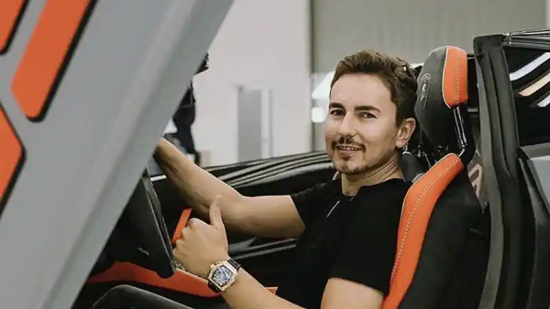 Foto - Ketika Lamborghini Aventador SVJ 63 Roadster Dibeli Jorge Lorenzo