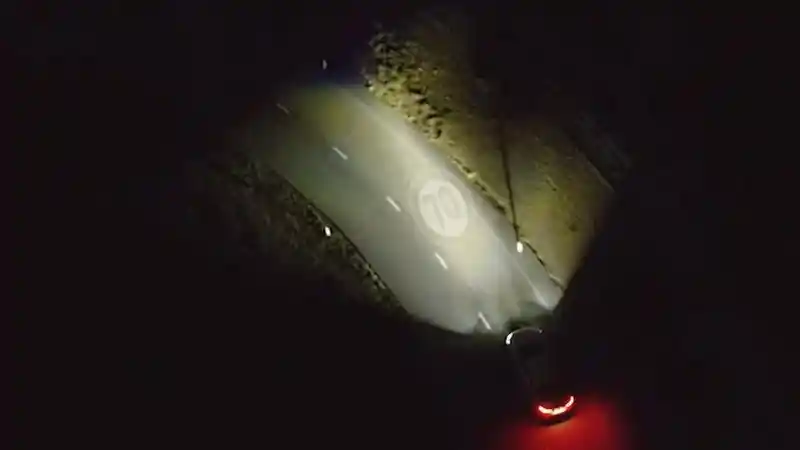 Berita - Ford Kembangkan Lampu Mobil yang Bisa Memproyeksikan Informasi Jalan