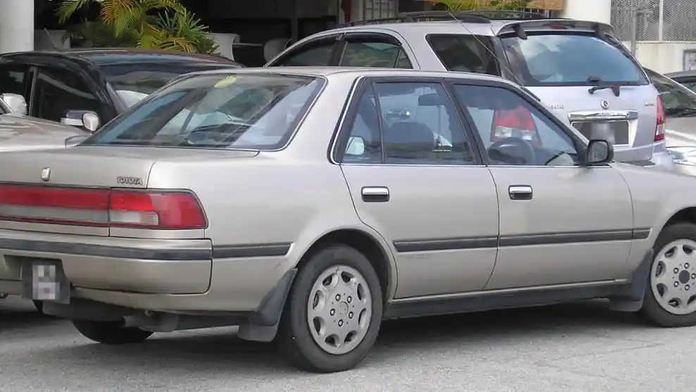 Foto - Lampu Sein Bermika Putih, Trend Otomotif Yang Terus Berlanjut Hingga Sekarang