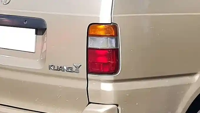 Foto - Lampu Sein Bermika Putih, Trend Otomotif Yang Terus Berlanjut Hingga Sekarang