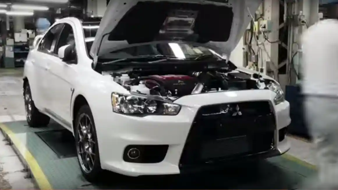 Berita - VIDEO: Mitsubishi Lancer Evolution Edisi Terakhir Dibuat