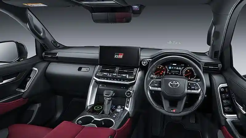 Foto - Ingin Memboyong Land Cruiser 300, Siapkan Booking Fee 200 Dan Berikut Harga Lengkapnya