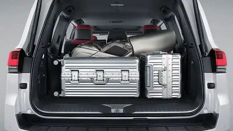 Berita - Ingin Memboyong Land Cruiser 300, Siapkan Booking Fee 200 Dan Berikut Harga Lengkapnya