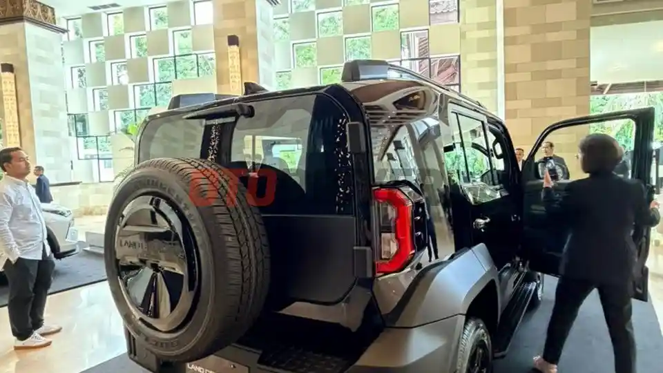 Foto - Toyota Land Cruiser FJ Nongol Di Bali, Sudah Semakin Dekat Peluncuran?