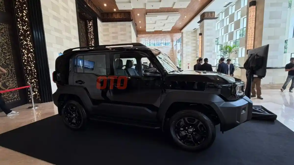 Foto - Toyota Land Cruiser FJ Nongol Di Bali, Sudah Semakin Dekat Peluncuran?