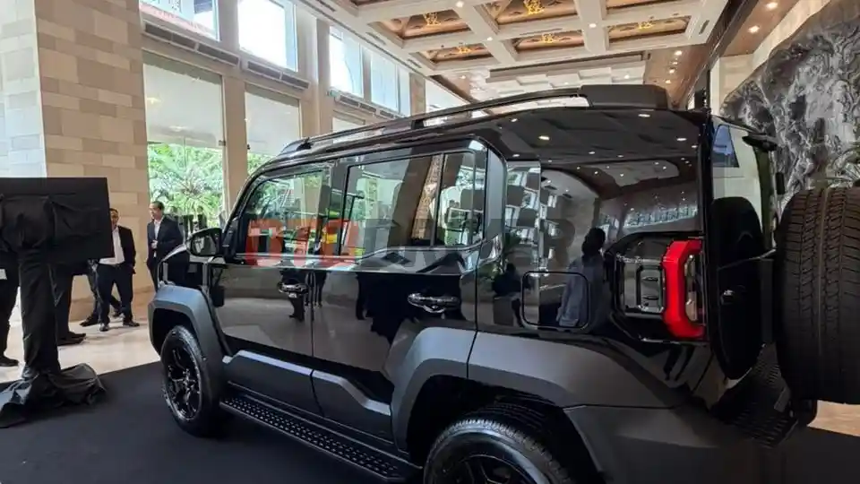 Foto - Toyota Land Cruiser FJ Nongol Di Bali, Sudah Semakin Dekat Peluncuran?