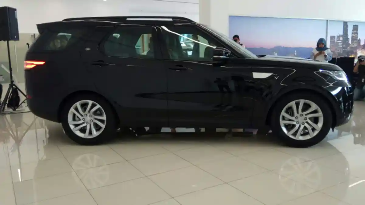 Berita - GALERI: Land Rover Discovery 2017 (19 FOTO)
