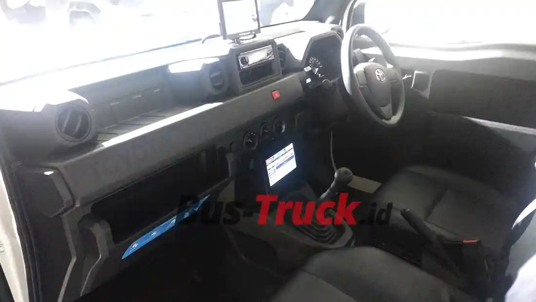 Foto - Setelah Toyota Rangga Hadir, Apakah Toyota Hilux Punah?