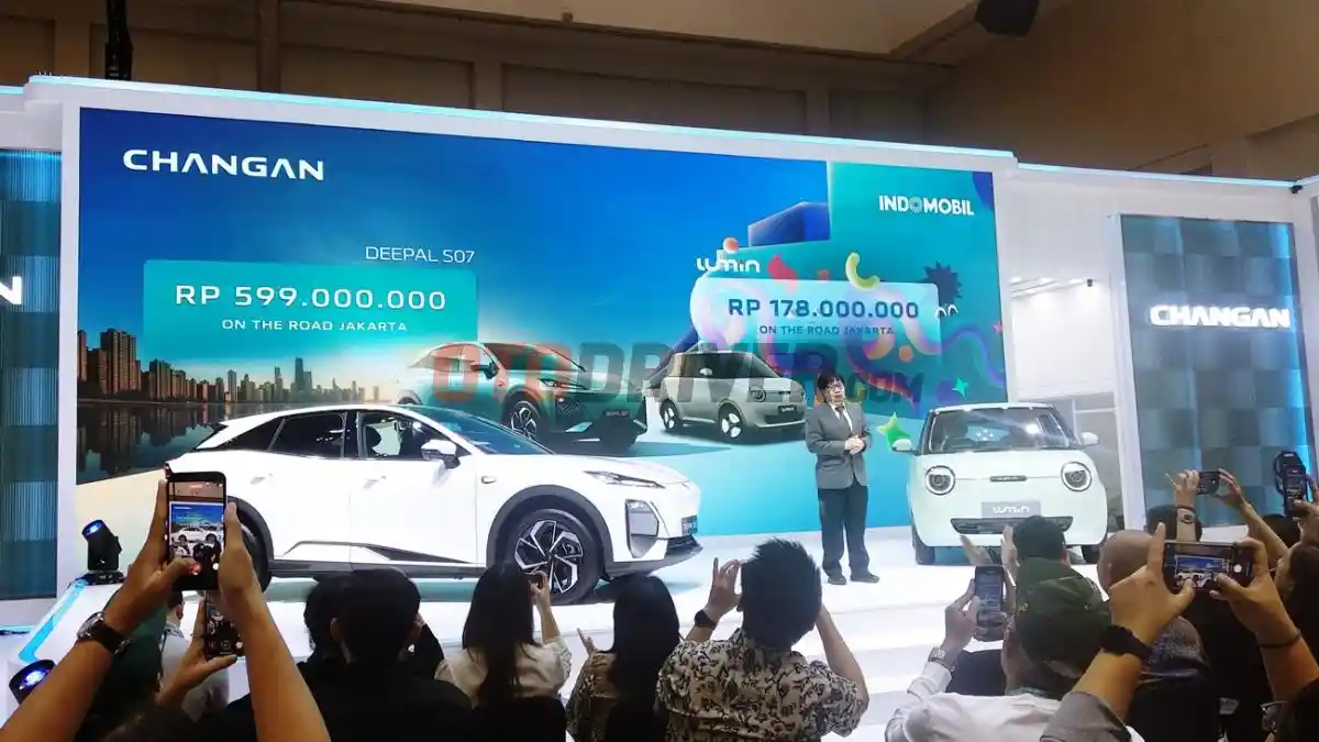 Foto - Pemerintah Tiongkok Mulai Kurangi Subsidi Untuk EV dan Hybrid
