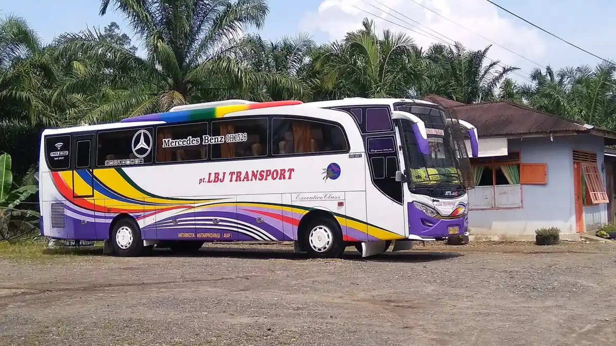 Berita - PO Transport Express Jaya dan Lubuk Basung Jaya Mulai Lewat Tol Trans Sumatra