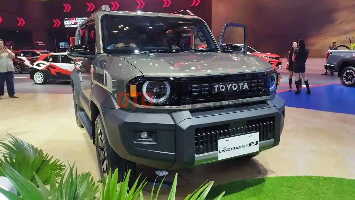 Foto - Toyota Land Cruiser FJ di Mata Pengemar Land Cruiser. Desain Jadi Perdebatan, Nama Besar Tetap Jadi Daya Tarik