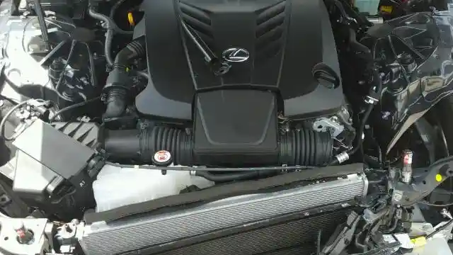 Foto - Lexus LC 500 Seharga RP 4 Miliar Sudah Ada yang Ringsek