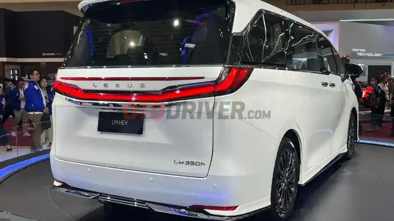 Foto - Lexus LM Generasi Terbaru Menyapa India, Sudah Bisa Dipesan