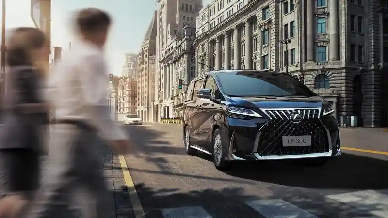 Berita - Lexus LM 350 Ternyata Sudah Dipesan 200 Unit di Indonesia!