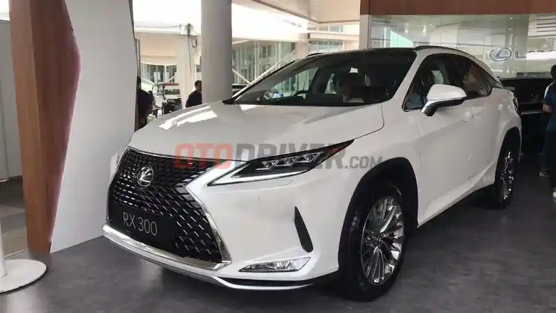Foto - Beli Lexus di Astra Auto Fest 2019 Tidak Perlu Inden