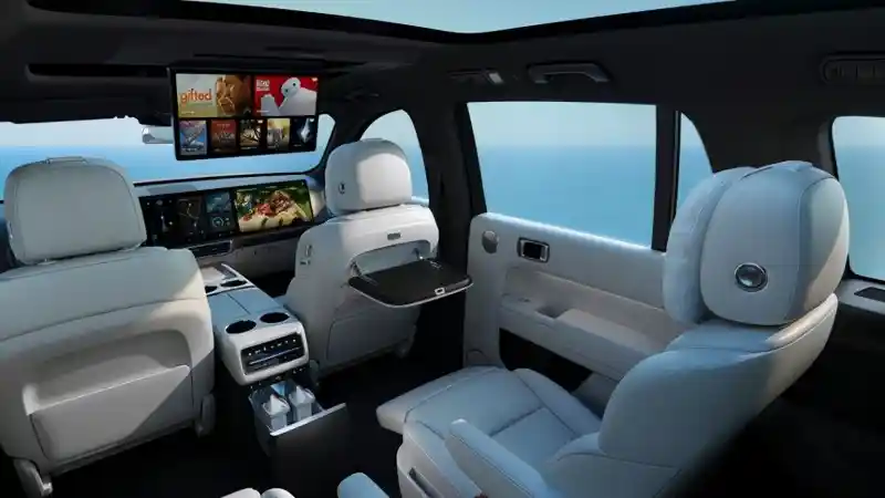 Foto - Inilah Mobil Tiongkok Penantang BMW X7