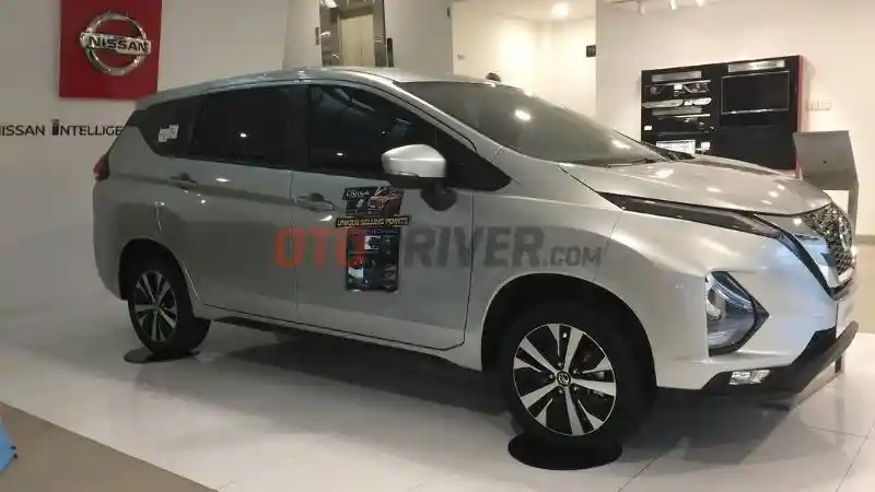 Foto - Nissan Livina Lansiran 2021 Sudah Dijual Dengan Potongan Hingga Rp 17 Juta