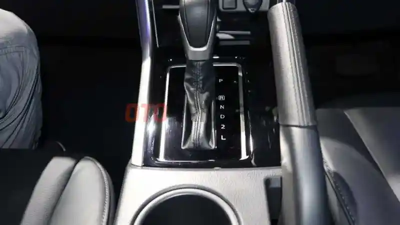 Foto - Alasan Nissan Rela Tak Pakai Transmisi CVT Pada All New Livina