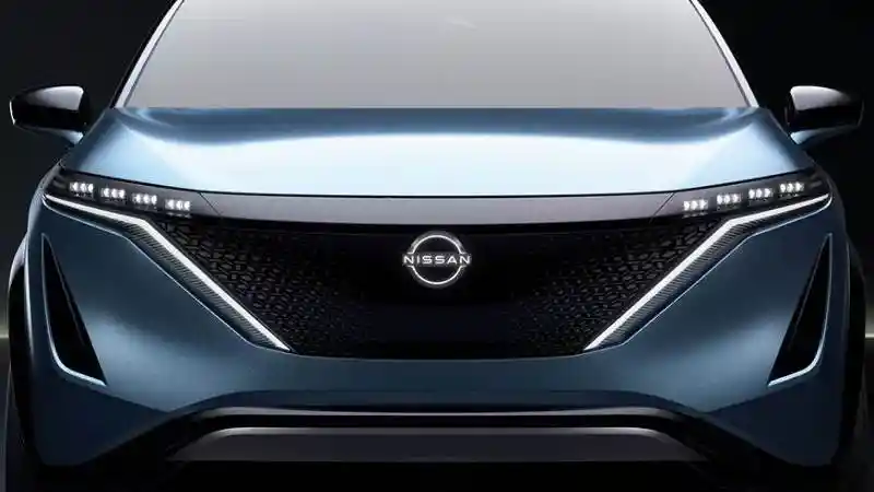 Foto - Nissan Perkenalkan Logo Baru Akhir Tahun Ini