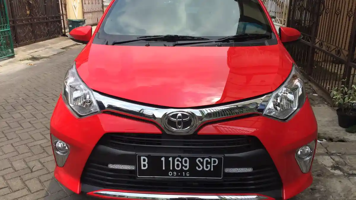 Tips - Cara Mengganti Sendiri Logo Garuda di Calya Dengan Lambang Toyota