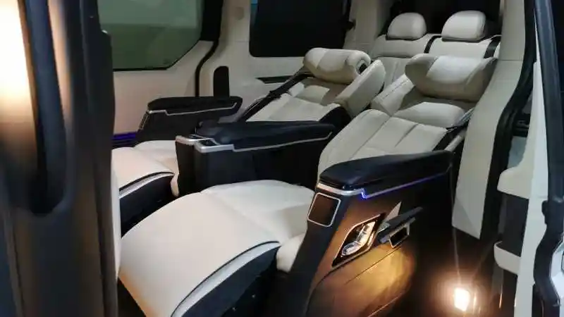 Foto - Kolaborasi Hyundai dan Lombardi Lahirkan Staria Super Mewah Berbanderol Rp1,4 miliar