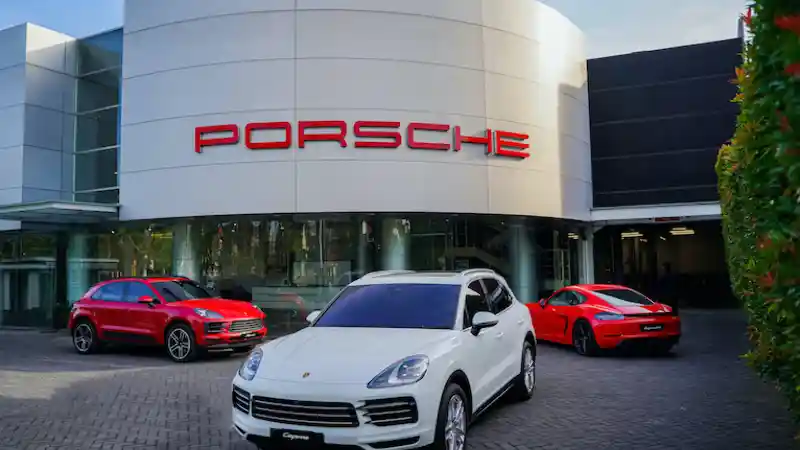 Berita - Cara Porsche Ajak Konsumen Jajal Cayenne Hingga Cayman GTS