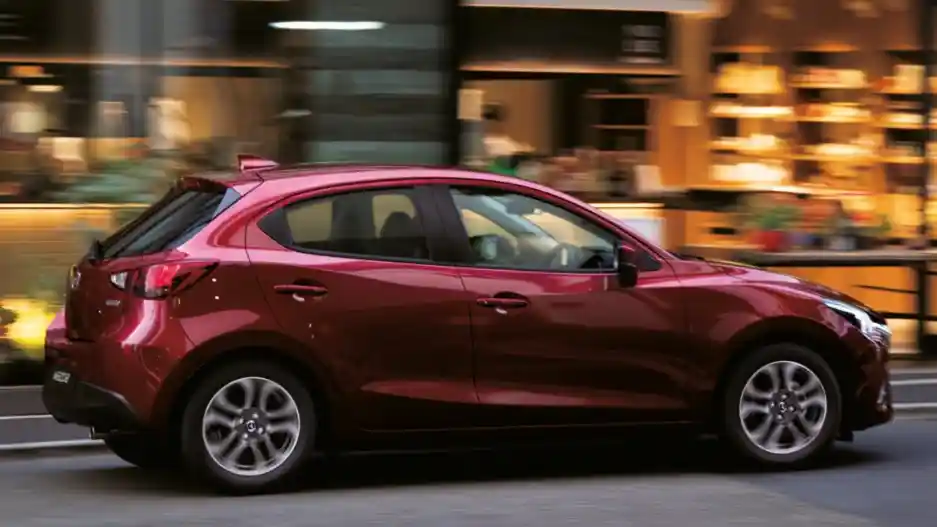 Foto - Mazda2 Facelift 2017 Tak Ganti Model, Ini Kata Mazda Indonesia