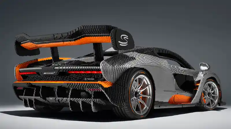 Foto - Replika McLaren Senna dari Lego berhasil Terwujud!