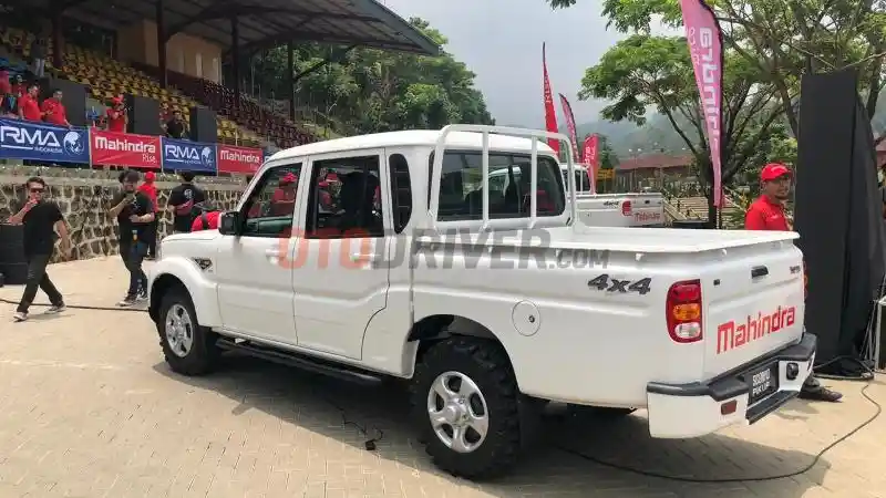 Foto - Mengenal Mahindra Scorpio, D-Cab 4WD Termurah (24 FOTO)