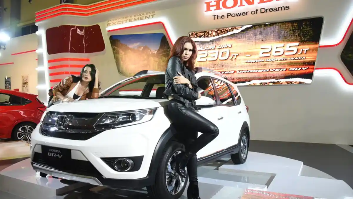 Berita - Honda Berhasil Lampaui Target Penjualan Di GIIAS Makassar Auto Show 2015