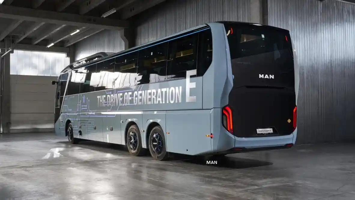 Foto - Bus Listrik Terbaik 2026, MAN Lion Coach E