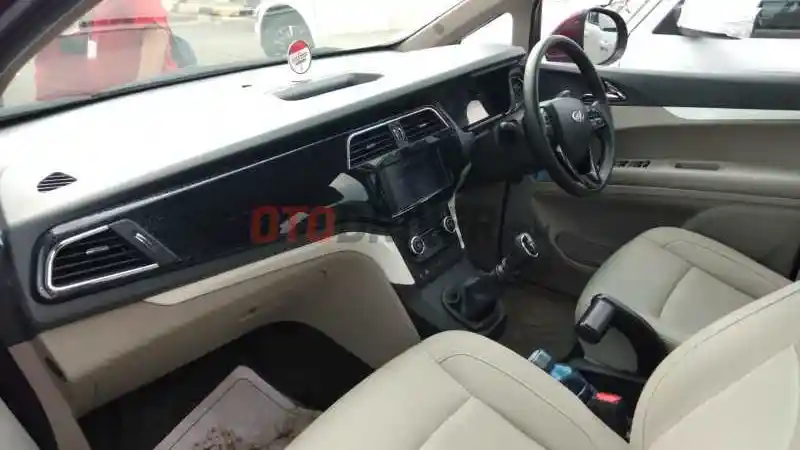 Foto - FIRST DRIVE: Mahindra Marazzo 2019