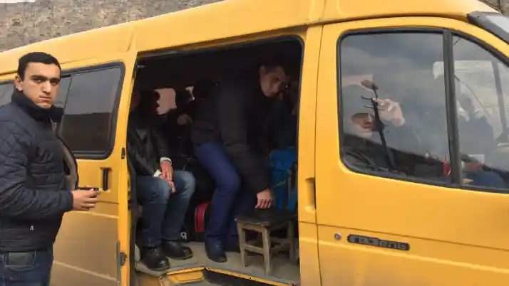 Foto - Marshrutka, Si Angkot Rusia 