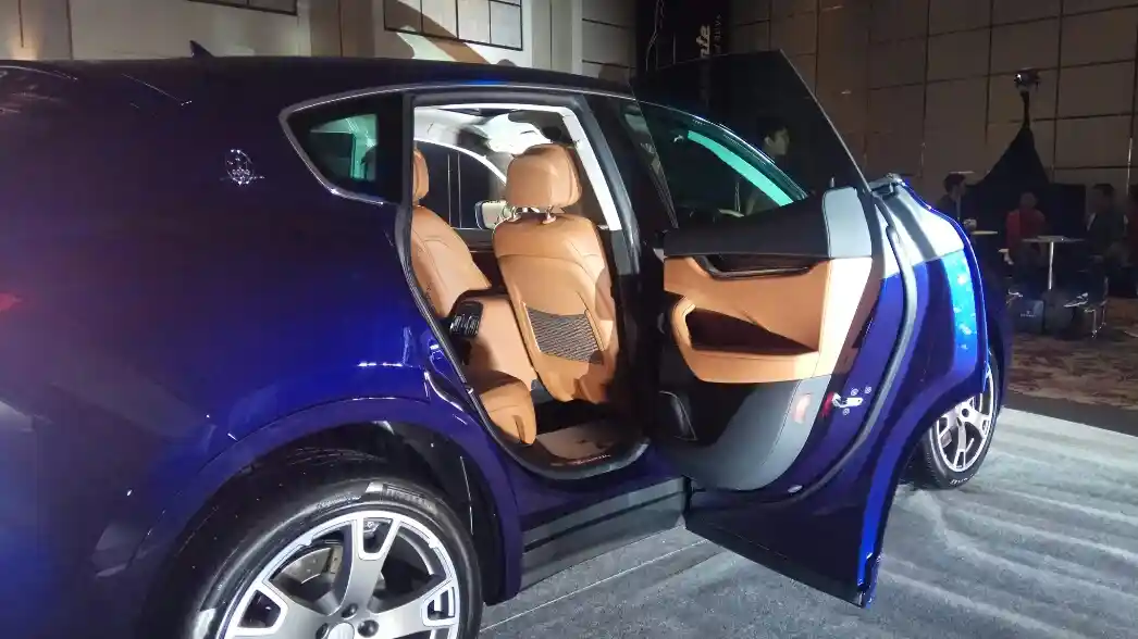 Foto - GALERI: Maserati Levante S 2017 (15 Foto)