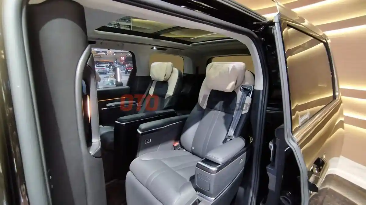 Foto - Maxus Kembali, Harga Mifa 9 dan Mifa 7 Turun Drastis