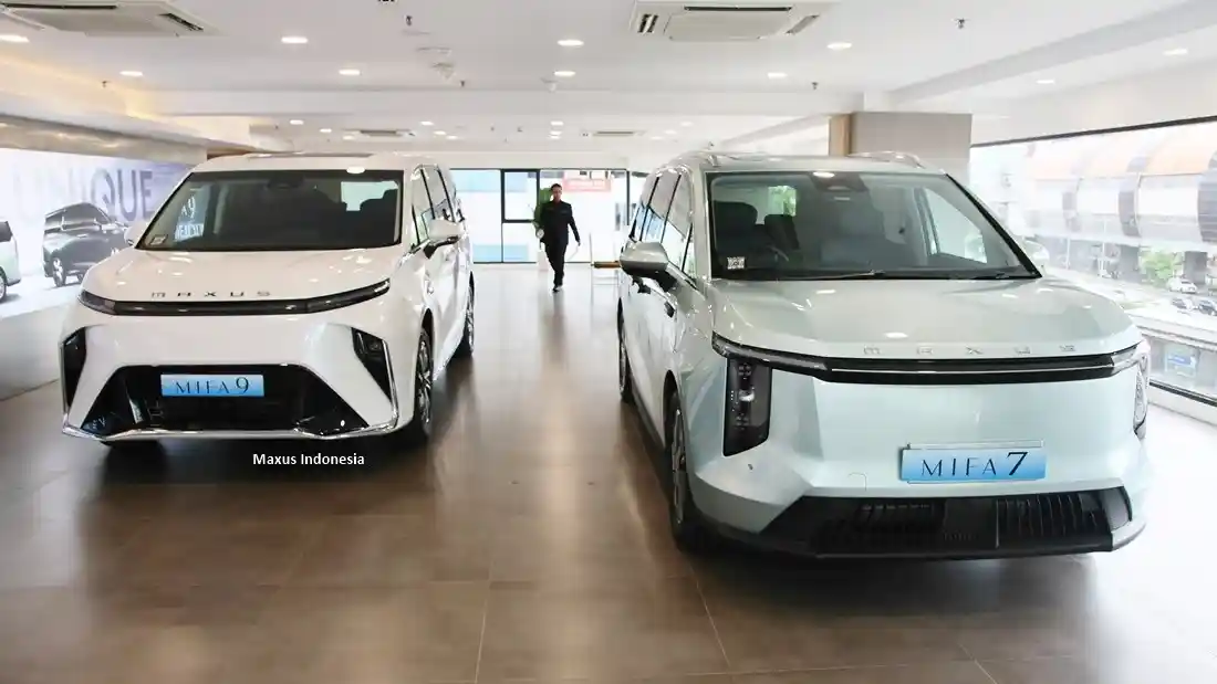Foto - Maxus Mifa 9 Jadi Armada GrabExecutive