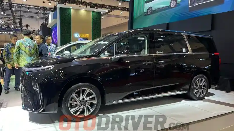 Foto - Ini Dia Harga Resmi Dari Maxus Mifa 7 Dan Mifa 9