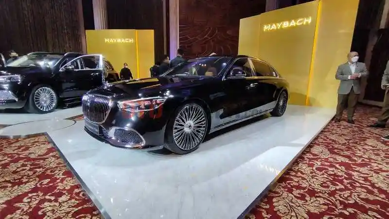 Foto - Mercedes-Maybach Resmi Luncurkan SUV dan Sedan Di Indonesia 