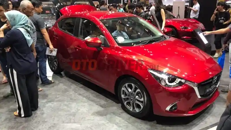 Foto - Daftar Harga MAZDA Terbaru (April 2019)