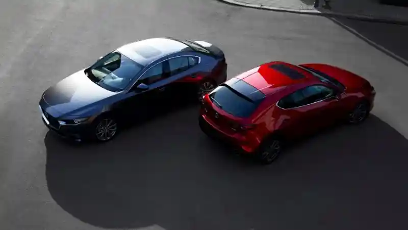 Foto - Ketampanan Mazda 3 Raih Penghargaan Bergengsi